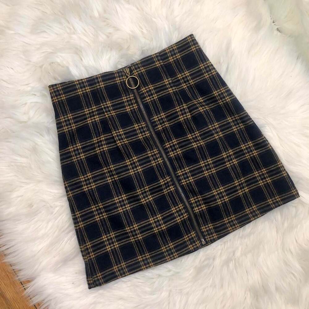 SOLD

Vintage Plaid O-Ring Zip Mini Skirt - 90s Y2K Clueless Aesthetic